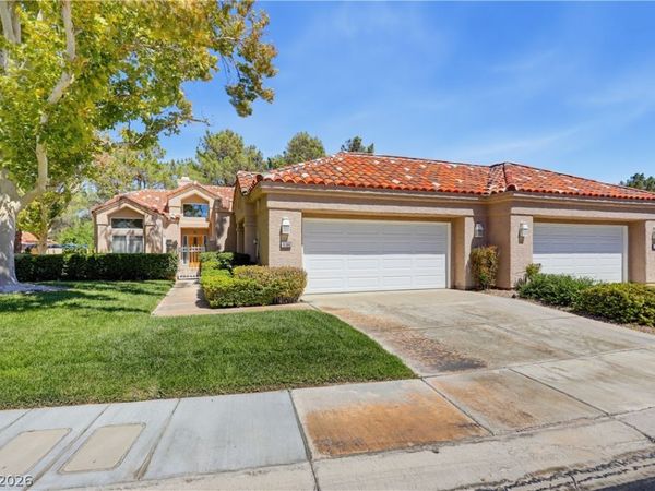 8166 Round Hills Circle , Las Vegas, NV 89113