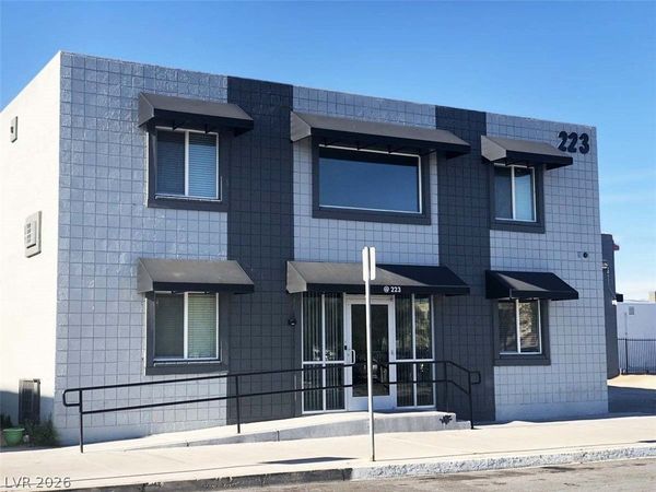 223 N 9th Street , Unit 104, Las Vegas, NV 89101