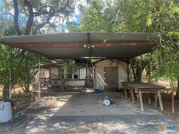 542/558 Flintstone Drive , Canyon Lake, TX 78133