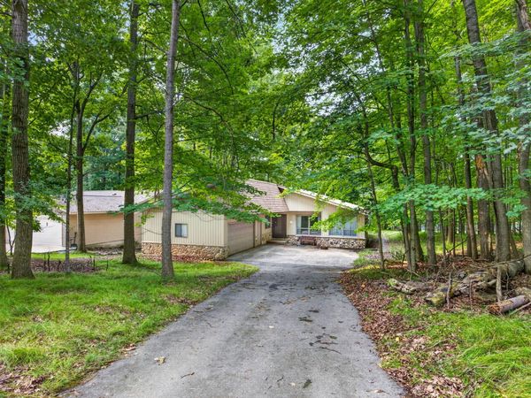 9855 Golf Port Drive N, Stanwood, MI 49346