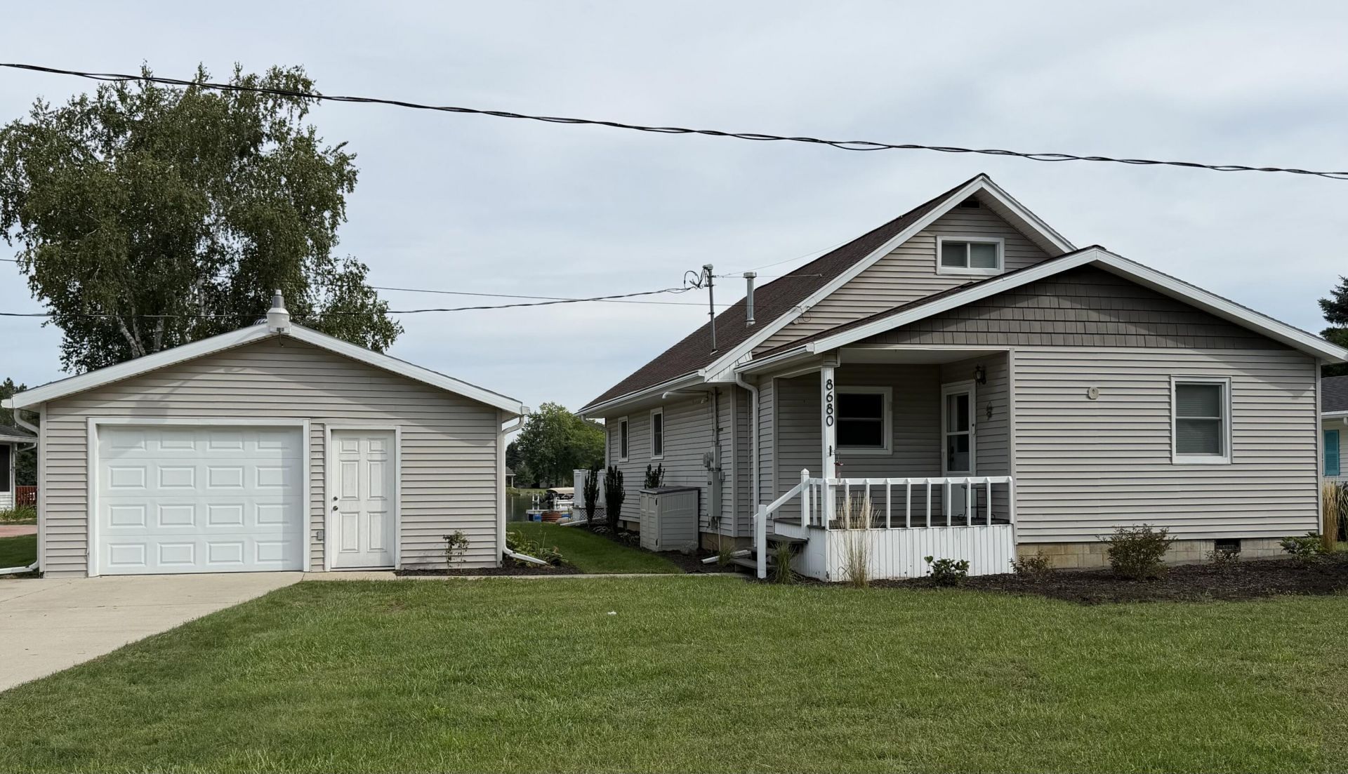 8680 Navaho Trail, Howard City, MI 49329 Main Photo