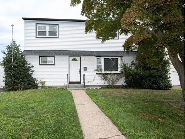 54 Ketcham Avenue , Hicksville, NY 11801