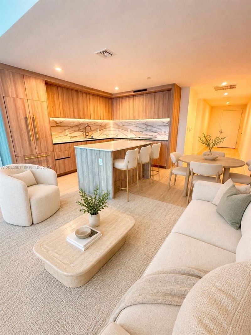 77 SE 5th St, Unit 2201, Miami, FL 33131 Photo