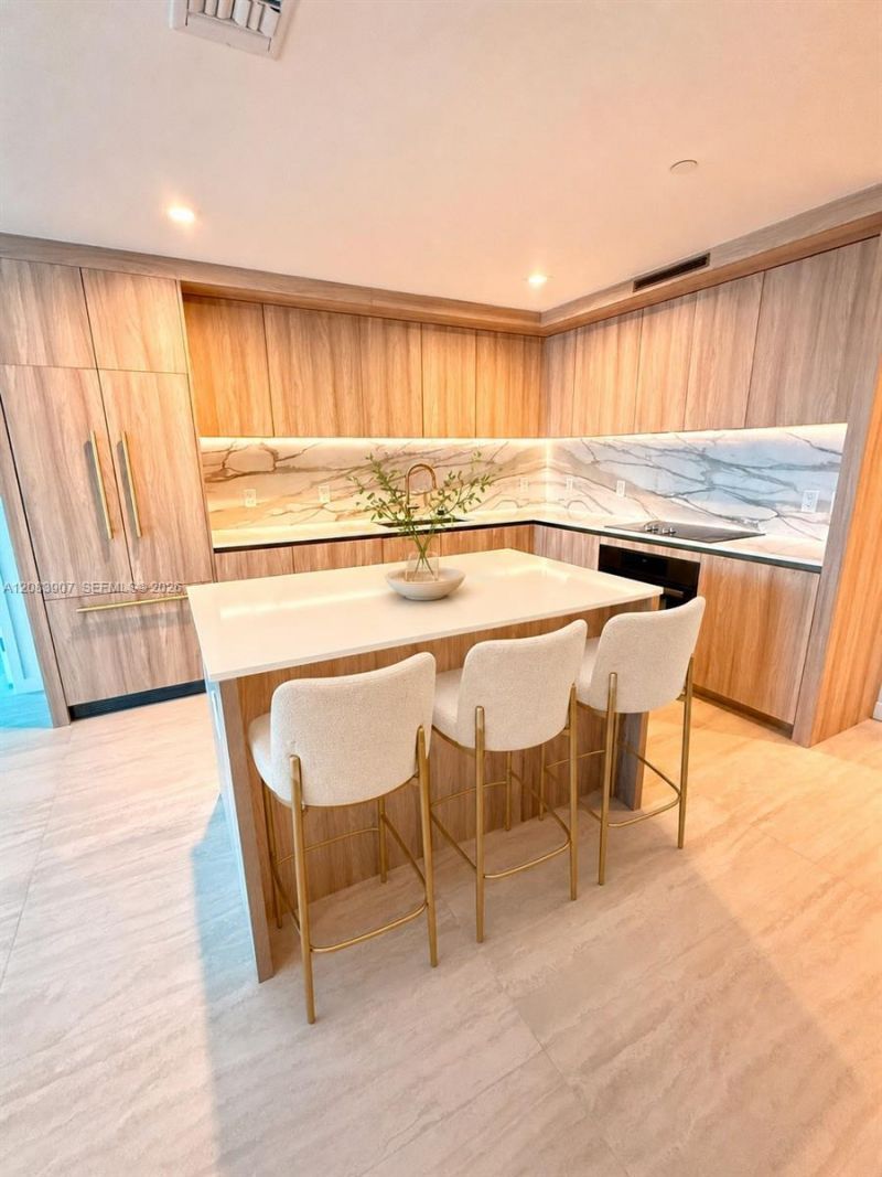 77 SE 5th St, Unit 2201, Miami, FL 33131 Photo