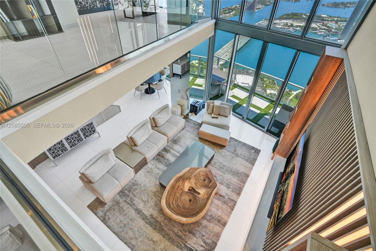 1100 Biscayne Blvd , Unit 6303, Miami, FL 33132 Photo