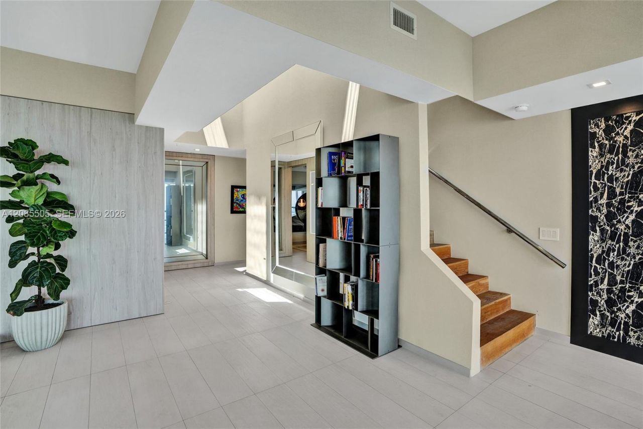 1100 Biscayne Blvd , Unit 6303, Miami, FL 33132 Photo