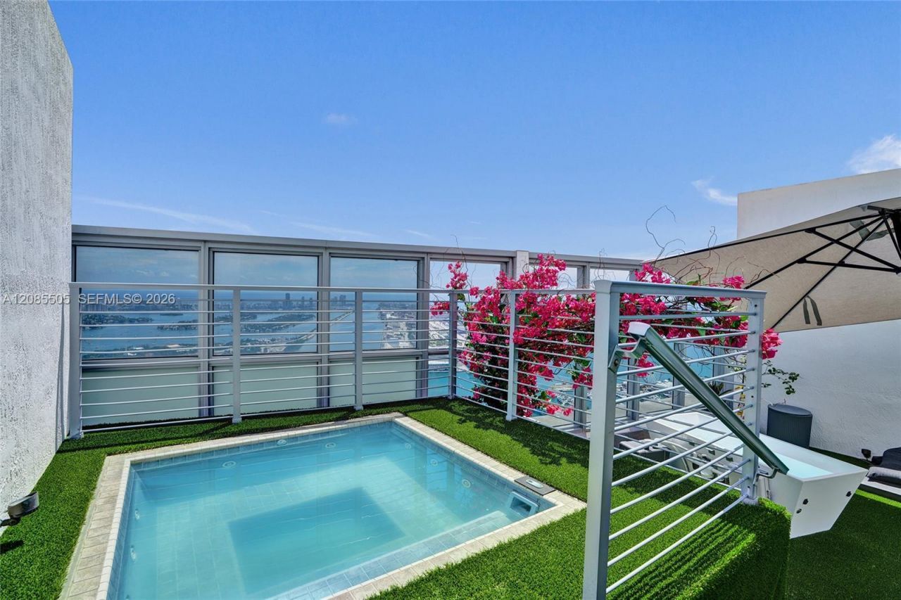 1100 Biscayne Blvd , Unit 6303, Miami, FL 33132 Photo
