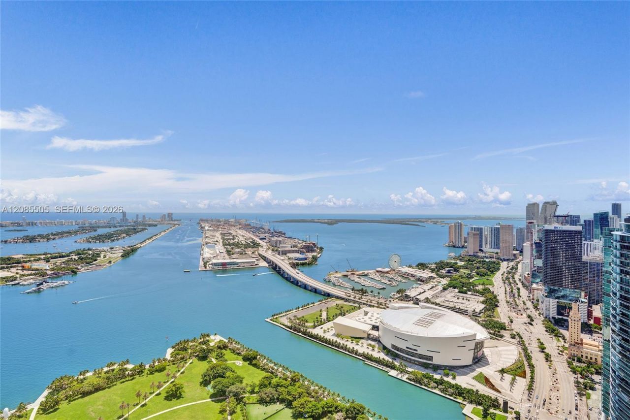 1100 Biscayne Blvd , Unit 6303, Miami, FL 33132 Photo