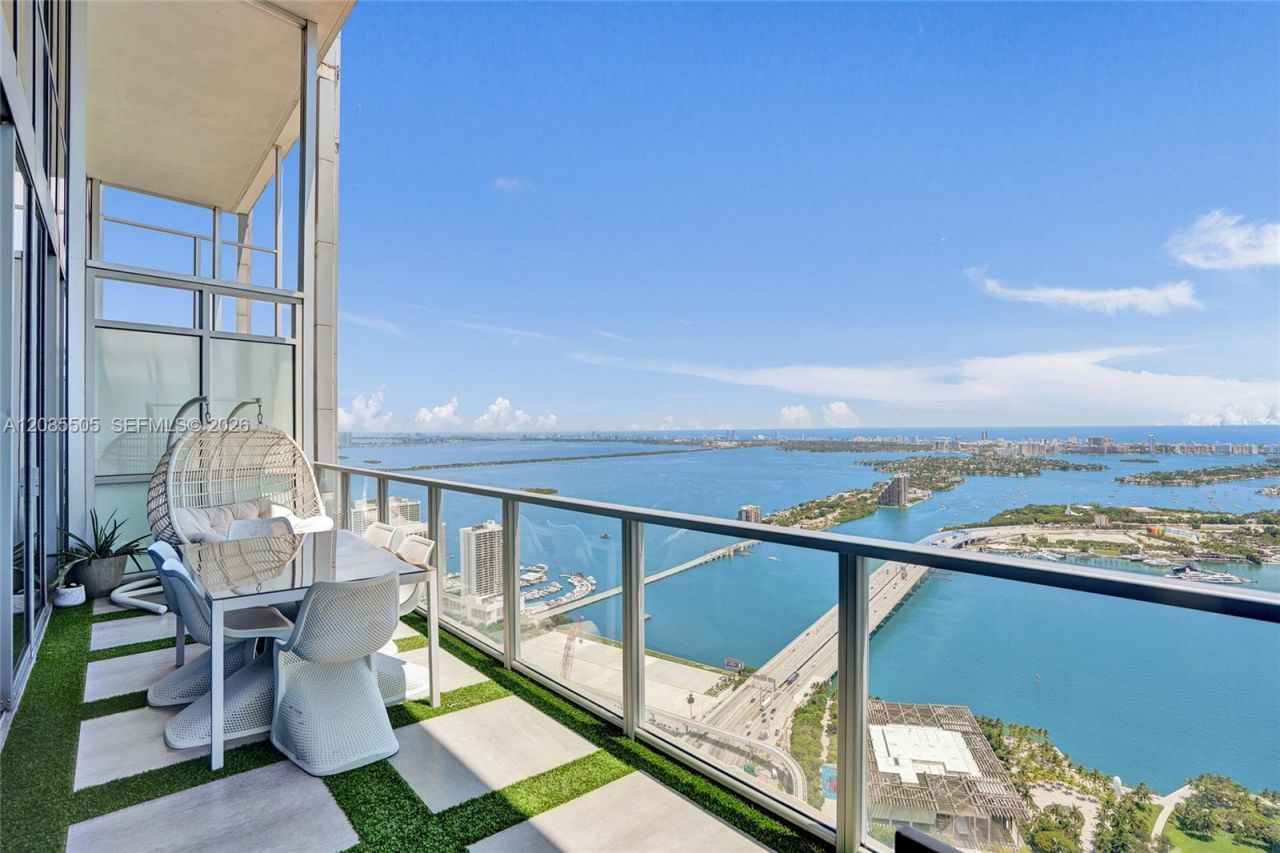 1100 Biscayne Blvd , Unit 6303, Miami, FL 33132 Photo