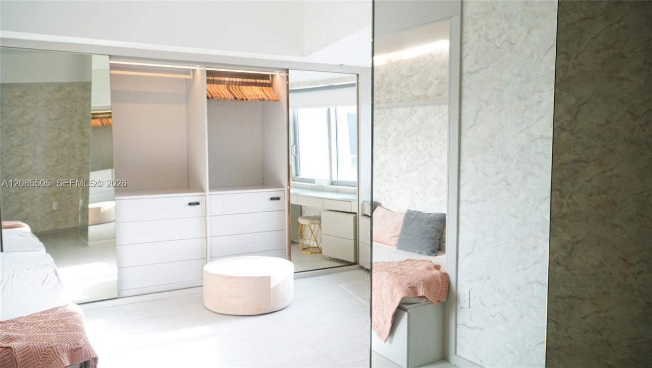 1100 Biscayne Blvd , Unit 6303, Miami, FL 33132 Photo