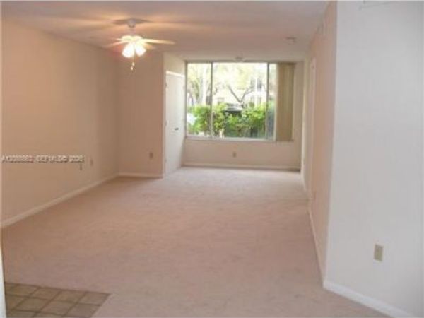 Unit 103, Oakland Park, FL 33309