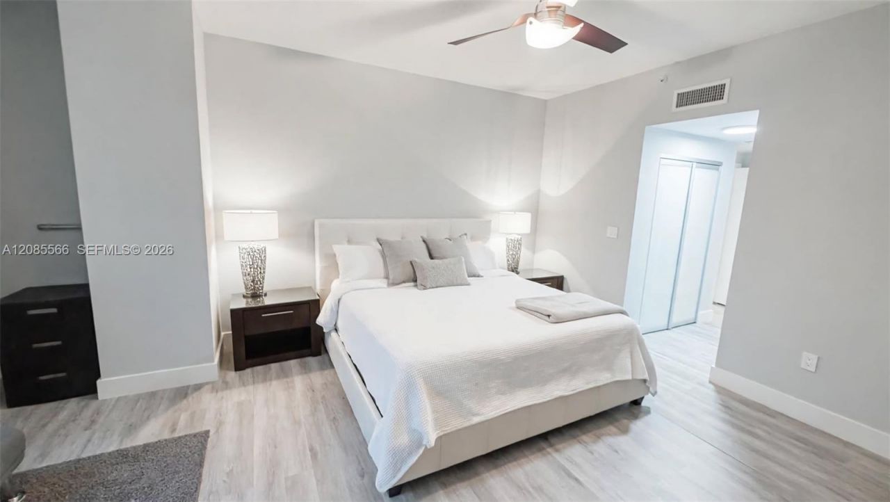 100 N Federal Hwy, Unit 1518, Fort Lauderdale, FL 33301 Photo