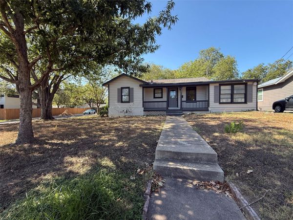 1901 Alguno RD, Austin, TX 78757