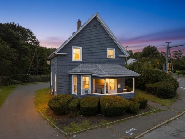 354 Essex, Swampscott, MA 01907
