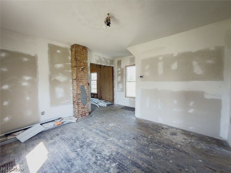 1002 Cleveland Avenue SW, Canton, OH 44707 Photo 5