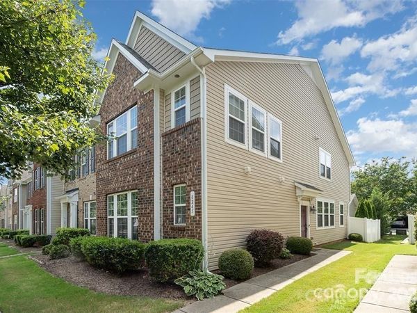 8245 Viewpoint Lane, Cornelius, NC 28031