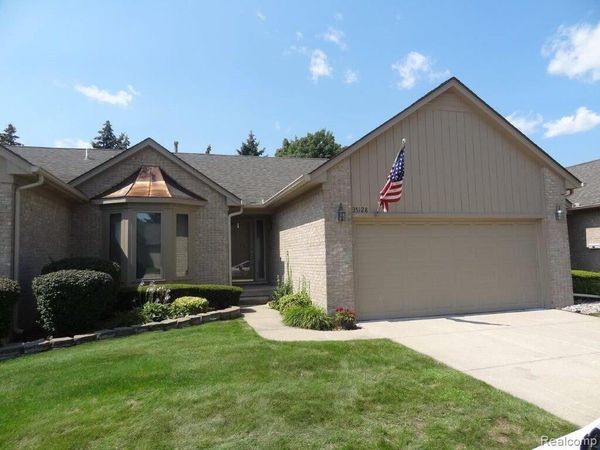35128 Moravian Drive, Sterling Heights, MI 48312