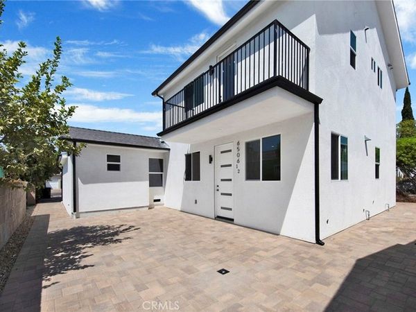 6506 1/2 Beck Avenue, North Hollywood, CA 91606