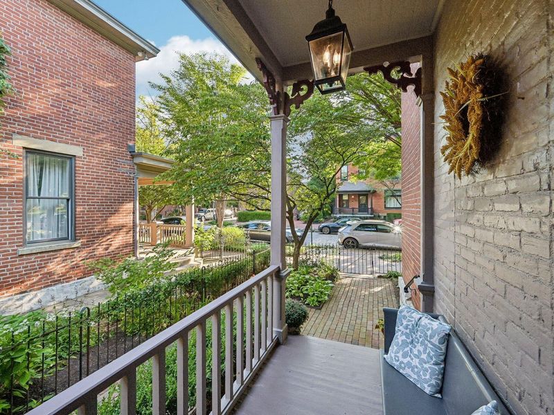 925 City Park Avenue, Columbus, OH 43206 Photo 8