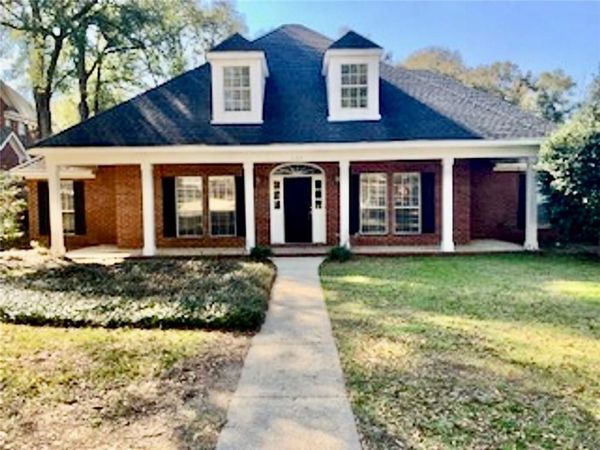 1124 Sewannee Court , Mobile, AL 36609