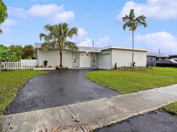 11940 NW 29th Mnr , Sunrise, FL 33323