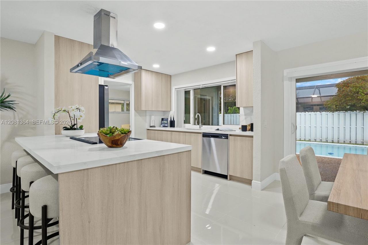 11940 NW 29th Mnr, Sunrise, FL 33323 Photo