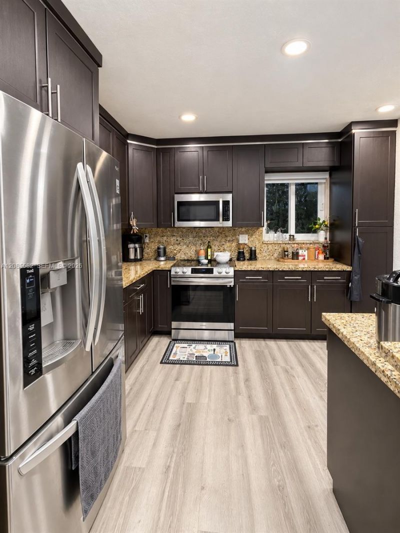 240 N 68th Ave, Hollywood, FL 33024 Photo