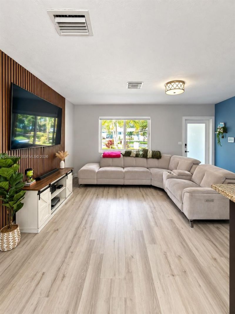 240 N 68th Ave, Hollywood, FL 33024 Photo