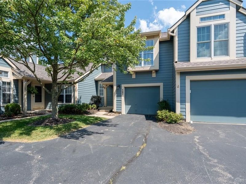 167 Queens Crossing, Centerville, OH 45458 Photo 1