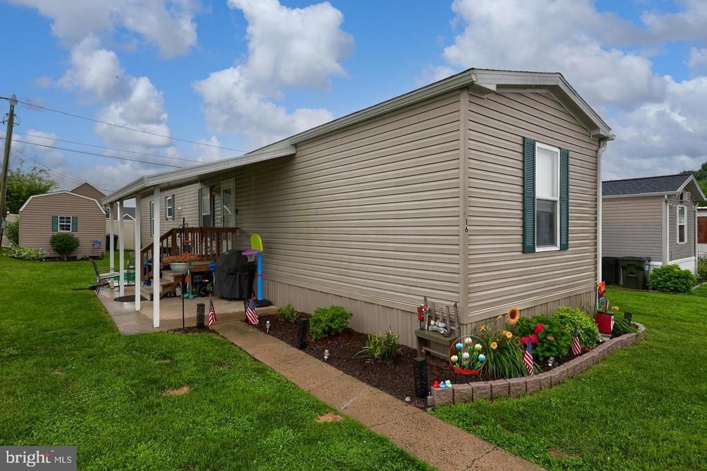 475 WABASH ROAD, EPHRATA, PA 17522