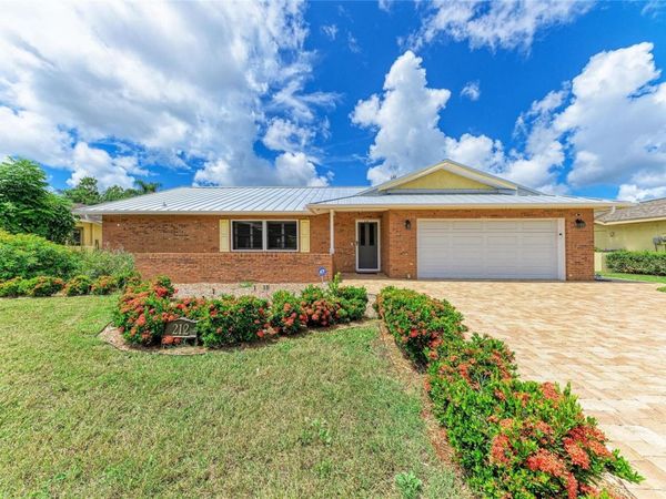 212 68TH STREET NW, BRADENTON, FL 34209