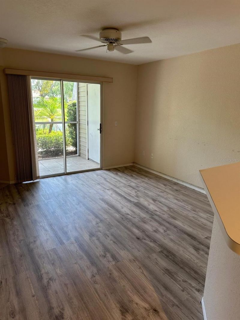 850 S Tamiami Trail, Unit 309, Sarasota, FL 34236 Photo