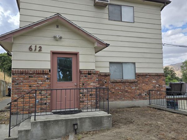 612 10th St, Lewiston, ID 83501