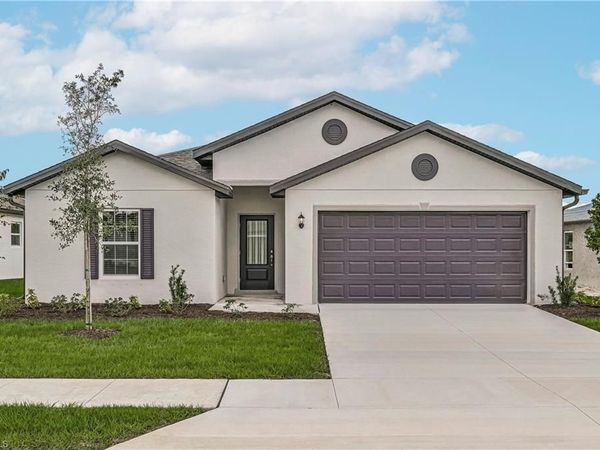 844 Gen D Macarthur AVE , LABELLE, FL 33935