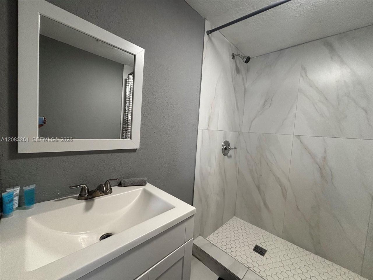 4120 NW 166th St, Miami Gardens, FL 33054 Photo
