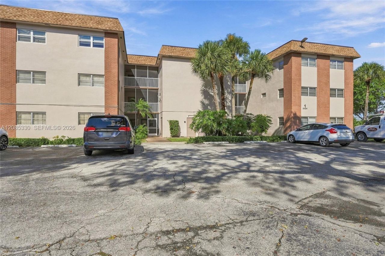 2431 SW 82nd Ave, Unit 103, Davie, FL 33324 Photo