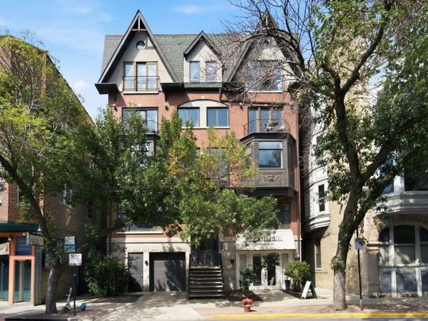 1122 W Armitage Avenue, Unit 102, Chicago, IL 60614