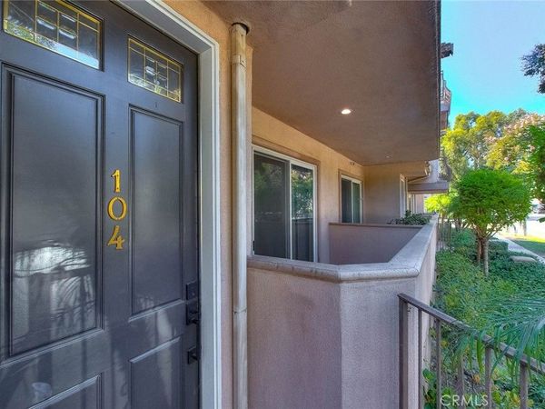 572 E San Jose Avenue, Unit 104, Burbank, CA 91501