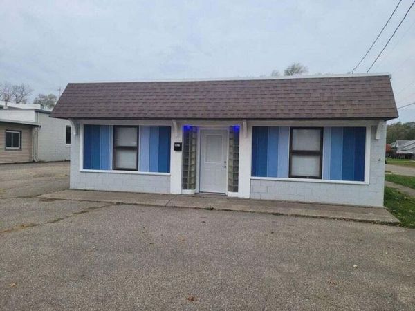 2421 Clyde Park Avenue SW, Wyoming, MI 49509