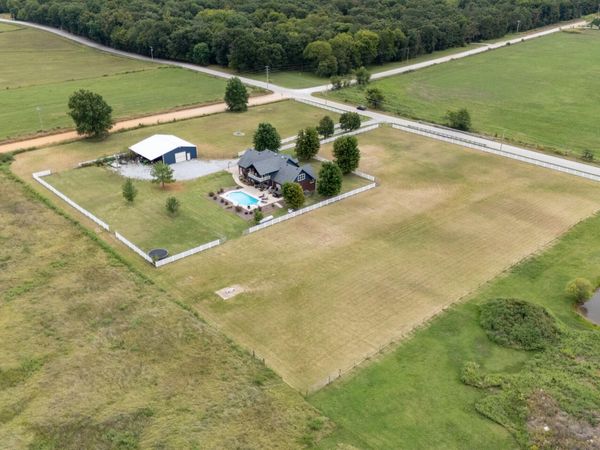 57970 E 230 Road , Fairland, OK 74343
