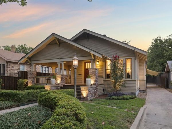 1011 Woodlawn Avenue, Dallas, TX 75208