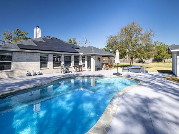 129 Wamel WAY , Cedar Creek, TX 78612