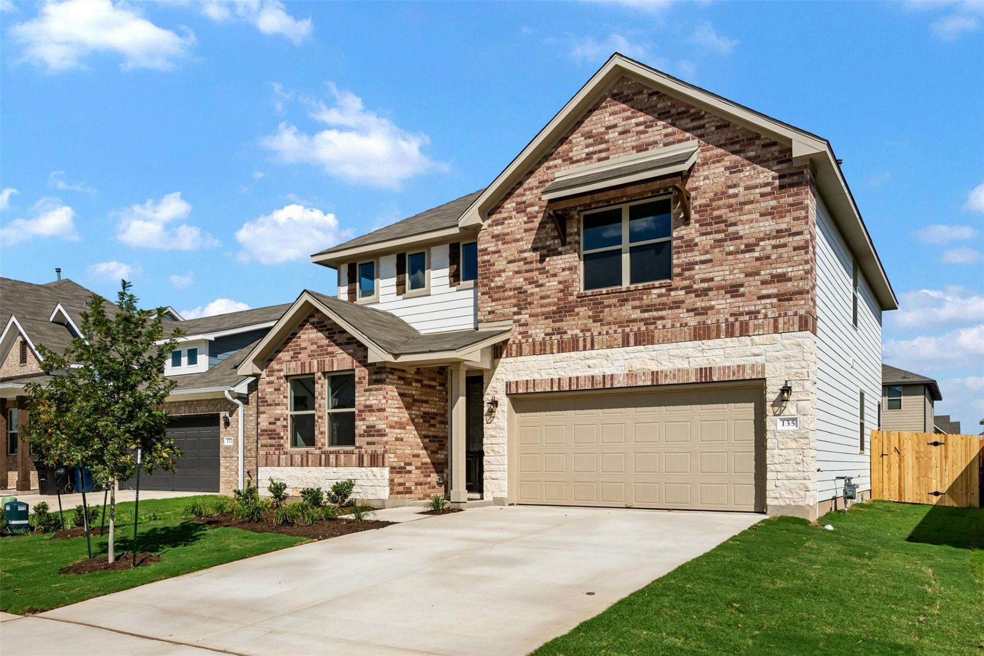 135 Arlington Park Loop, Hutto, TX 78634 Main Photo