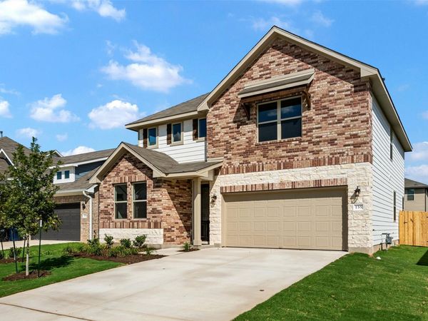 135 Arlington Park LOOP, Hutto, TX 78634