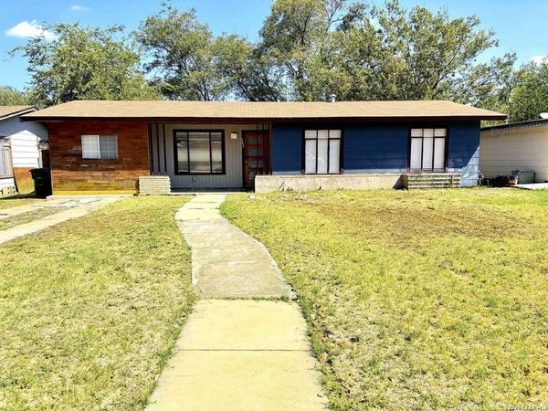 127 CYRIL DR, San Antonio, TX 78218