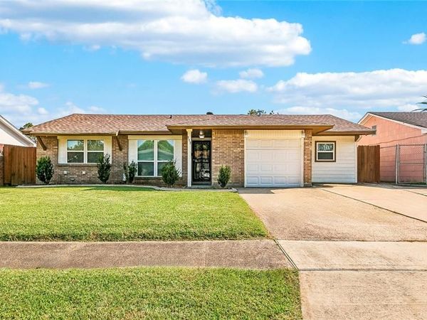 117 XAVIER Drive , Avondale, LA 70094