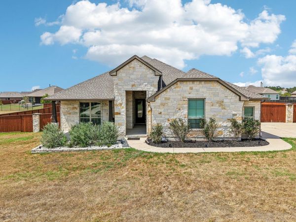 285 Chisholm TRL , Bastrop, TX 78602