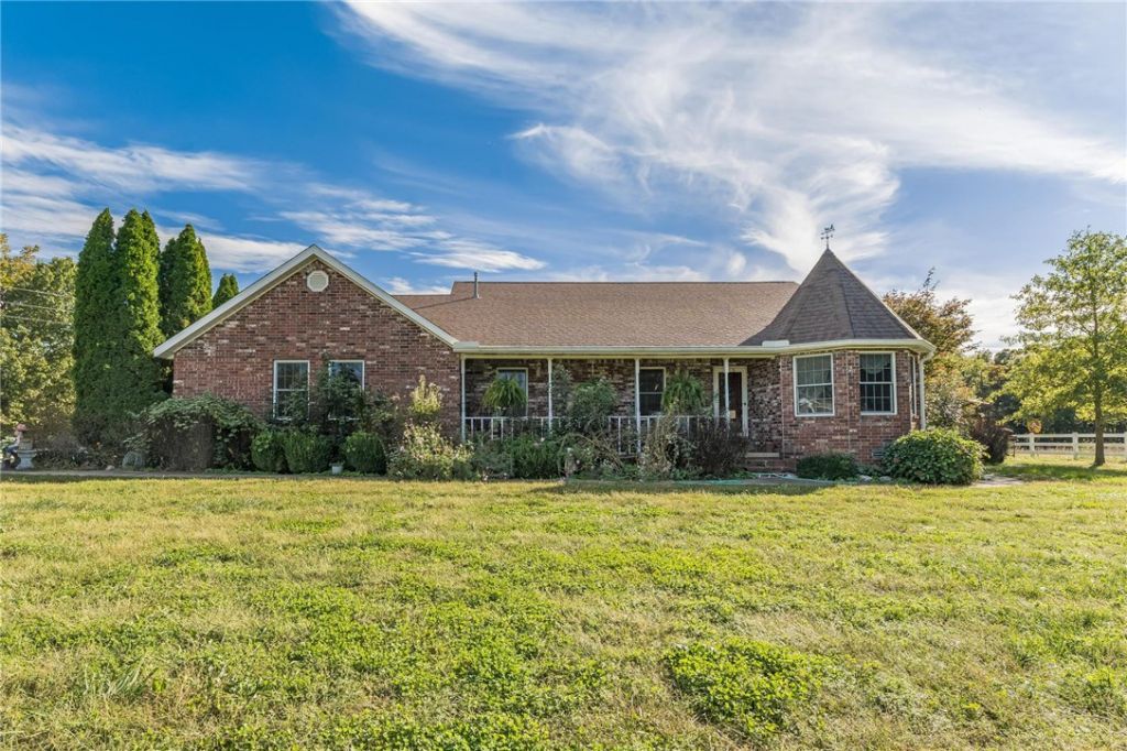 21609 Gann Road  Gentry, AR 72734