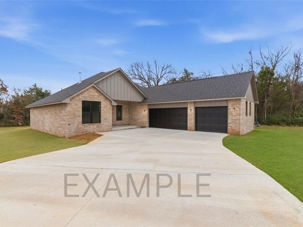 1328 Cedar Circle, Harrah, OK 73045