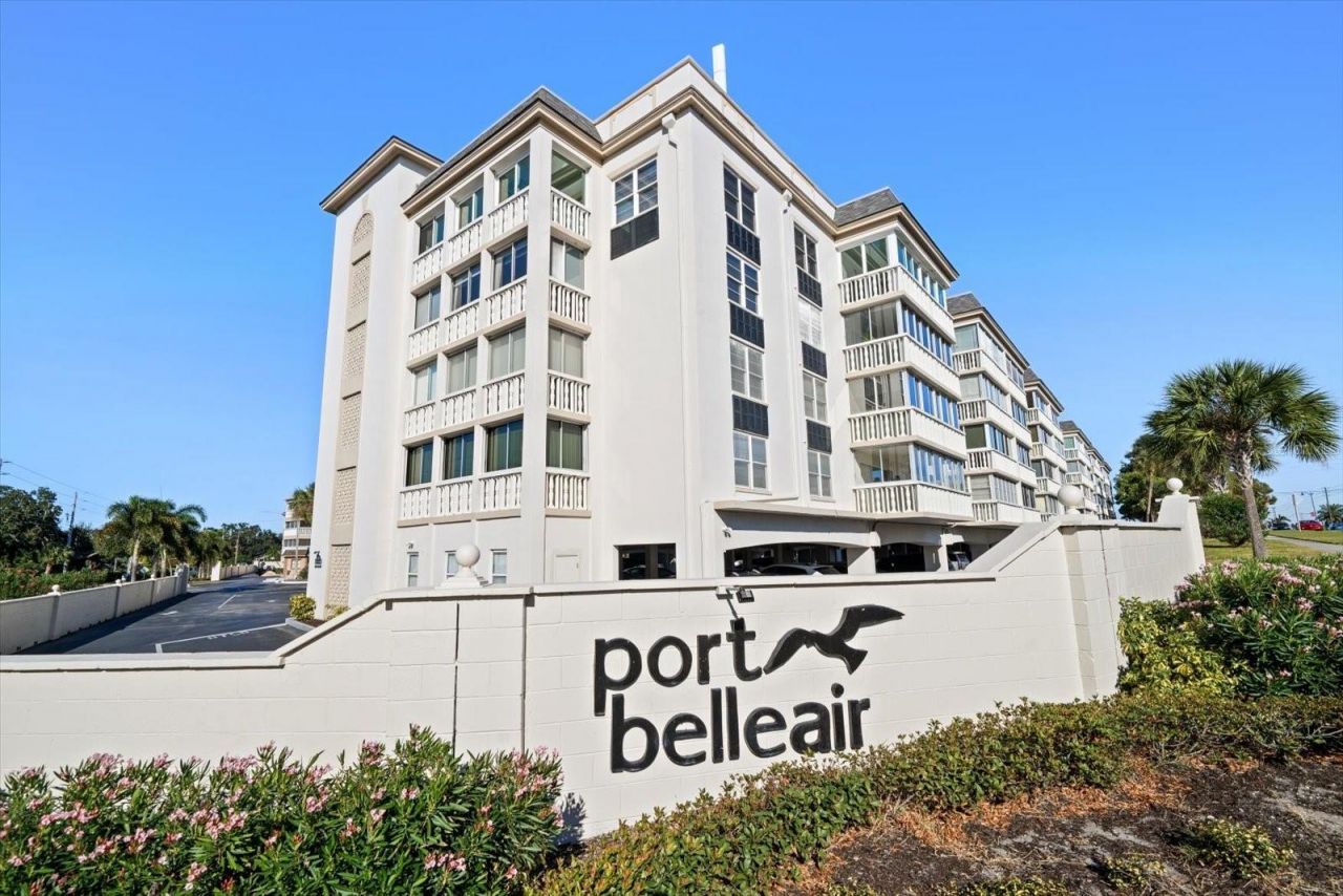 131 Bluff View Drive, Unit 106, Belleair Bluffs, FL 33770 Photo
